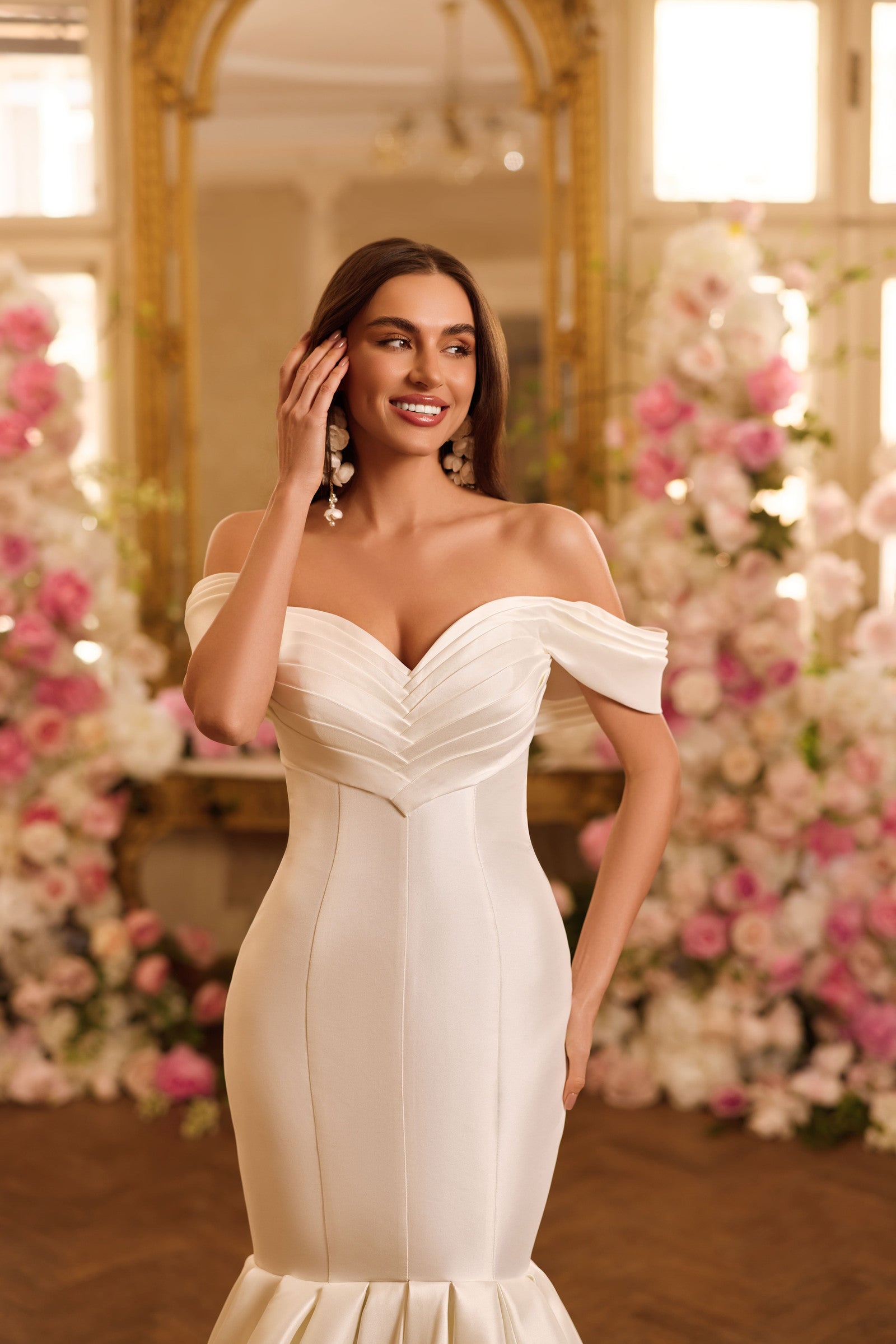 Robe de mariée Lady Di Bride 1613 – Sirène satinée col bateau