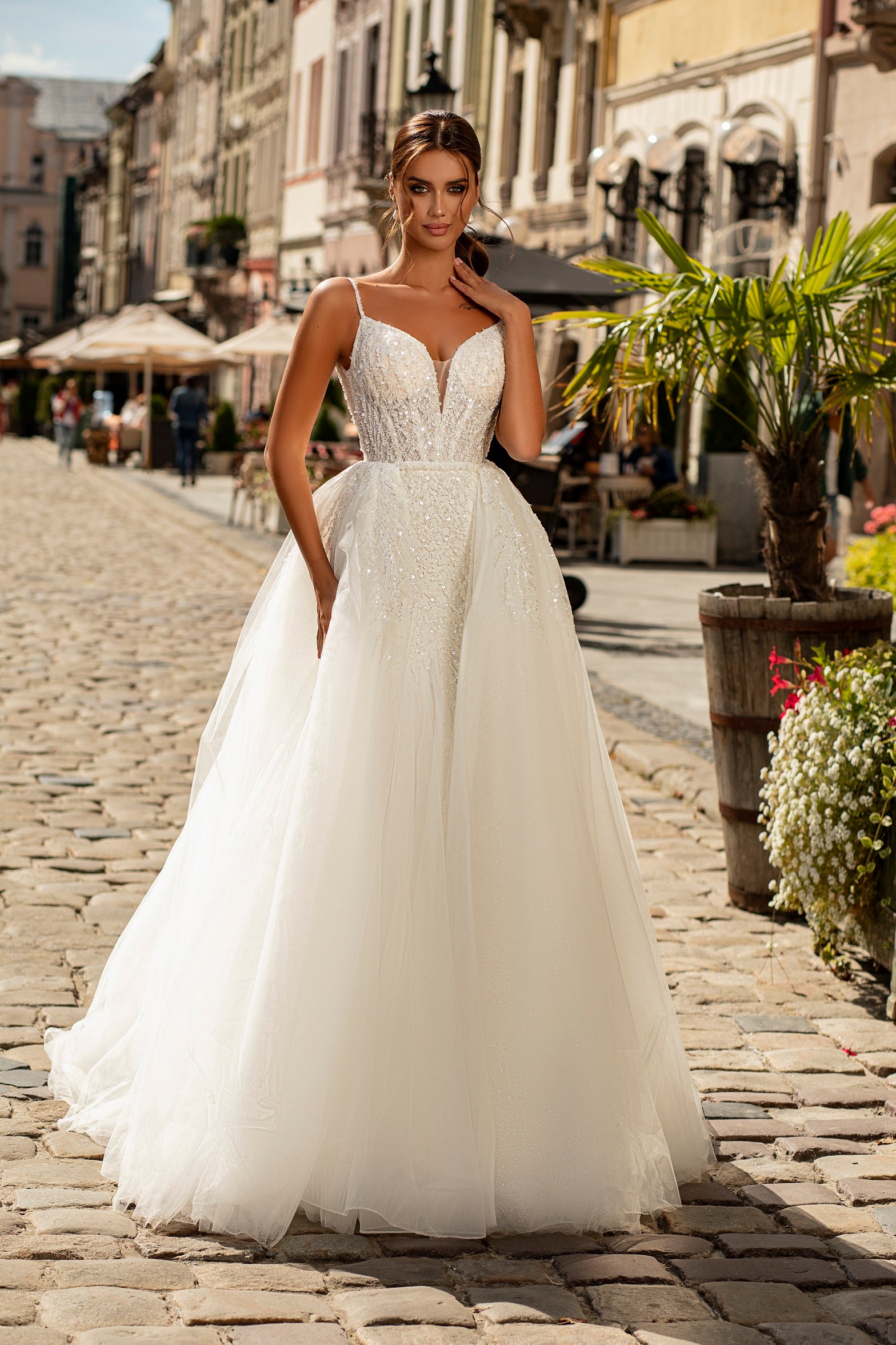 Robe de mariée Lady Di Bride 919 – Sirène élégante avec sur-jupe amovible scintillante
