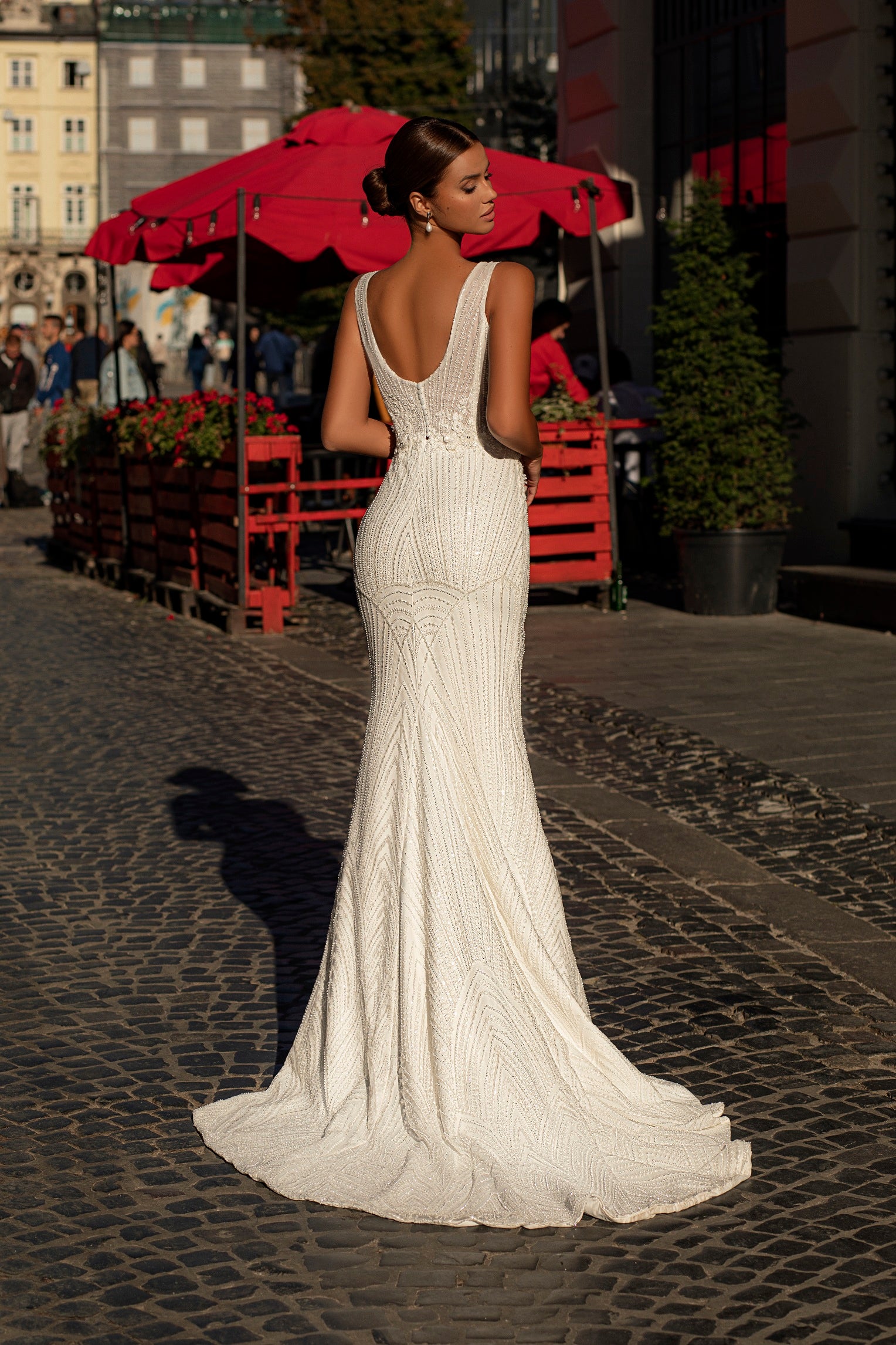 Robe de mariée fourreau sirène Lady Di Bride 923 –  dos semi-ouvert
