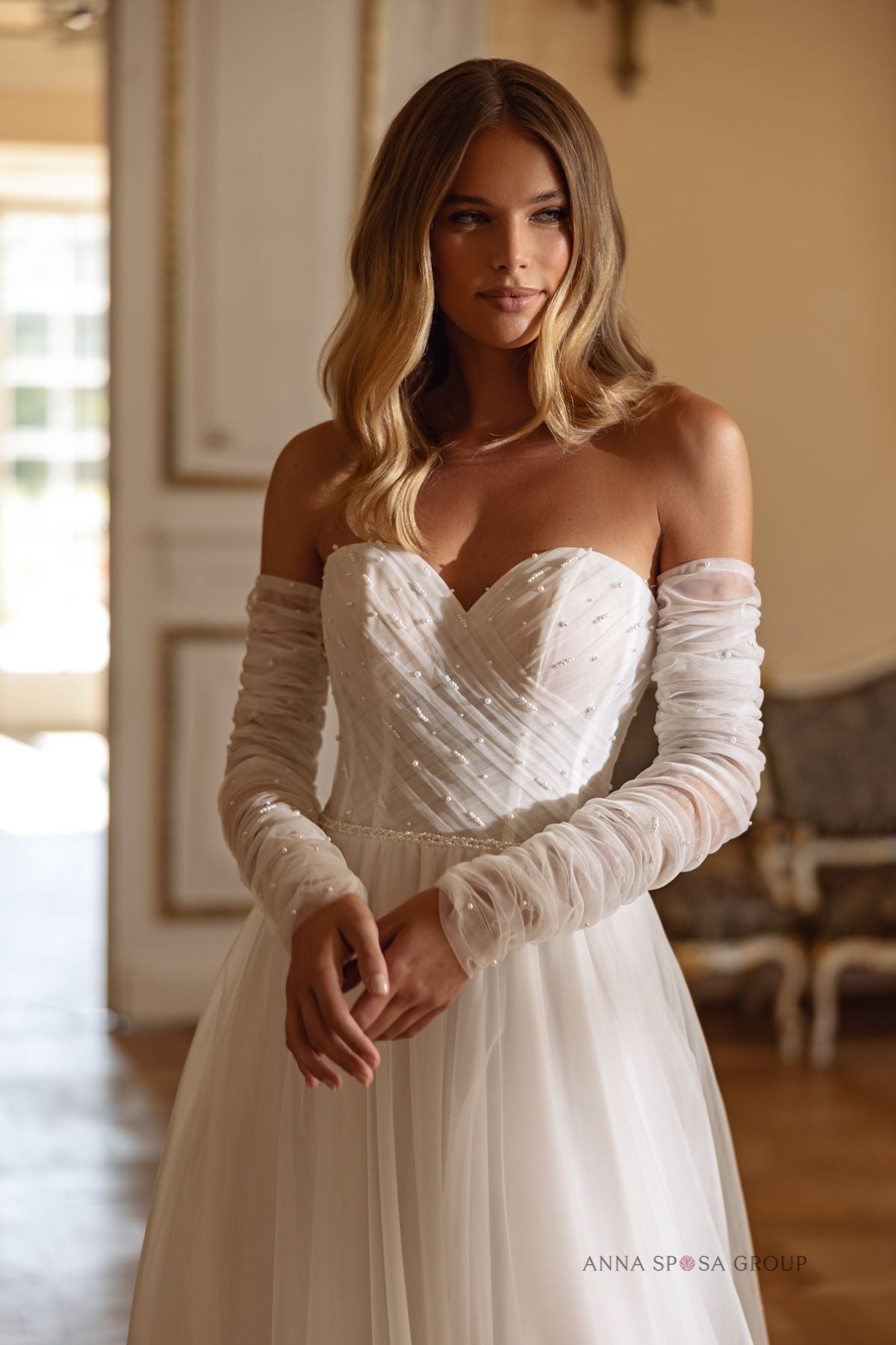 Robe de mariée Anna Sposa Agnessa – Ligne A ivoire avec manches longues amovibles