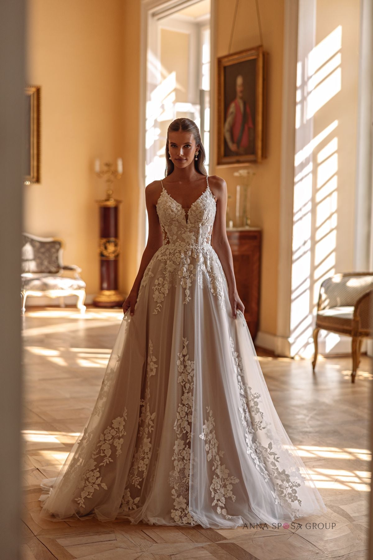 Robe de mariée Anna Sposa Antaliya – Ligne A nude en dentelle florale et tulle