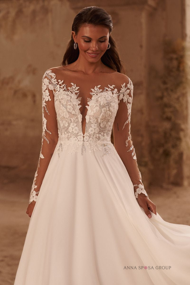 Robe de mariée Chiera – Ligne A fluide en mousseline avec manches longues en dentelle