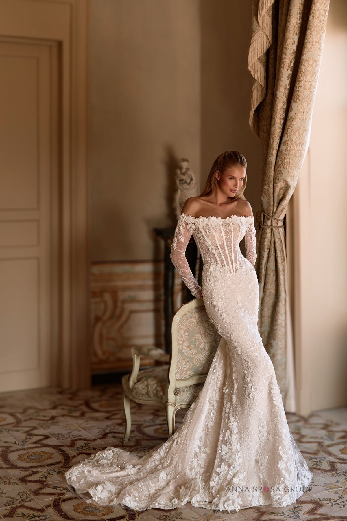 Robe de mariée Anna Sposa Claufouti – Sirène ivoire en dentelle florale et corset amovible