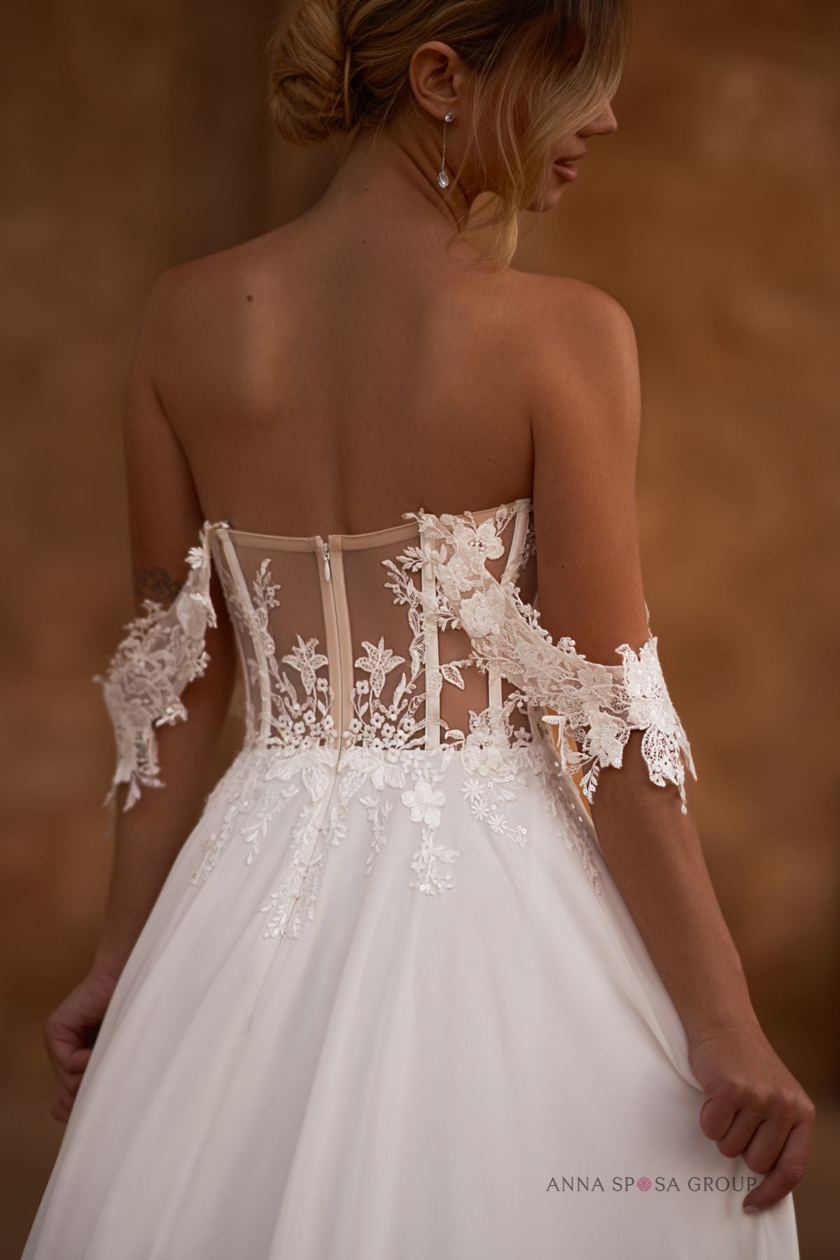 Robe de mariée Dezert – Mousseline avec bretelles tombantes & silhouette A luxueuse