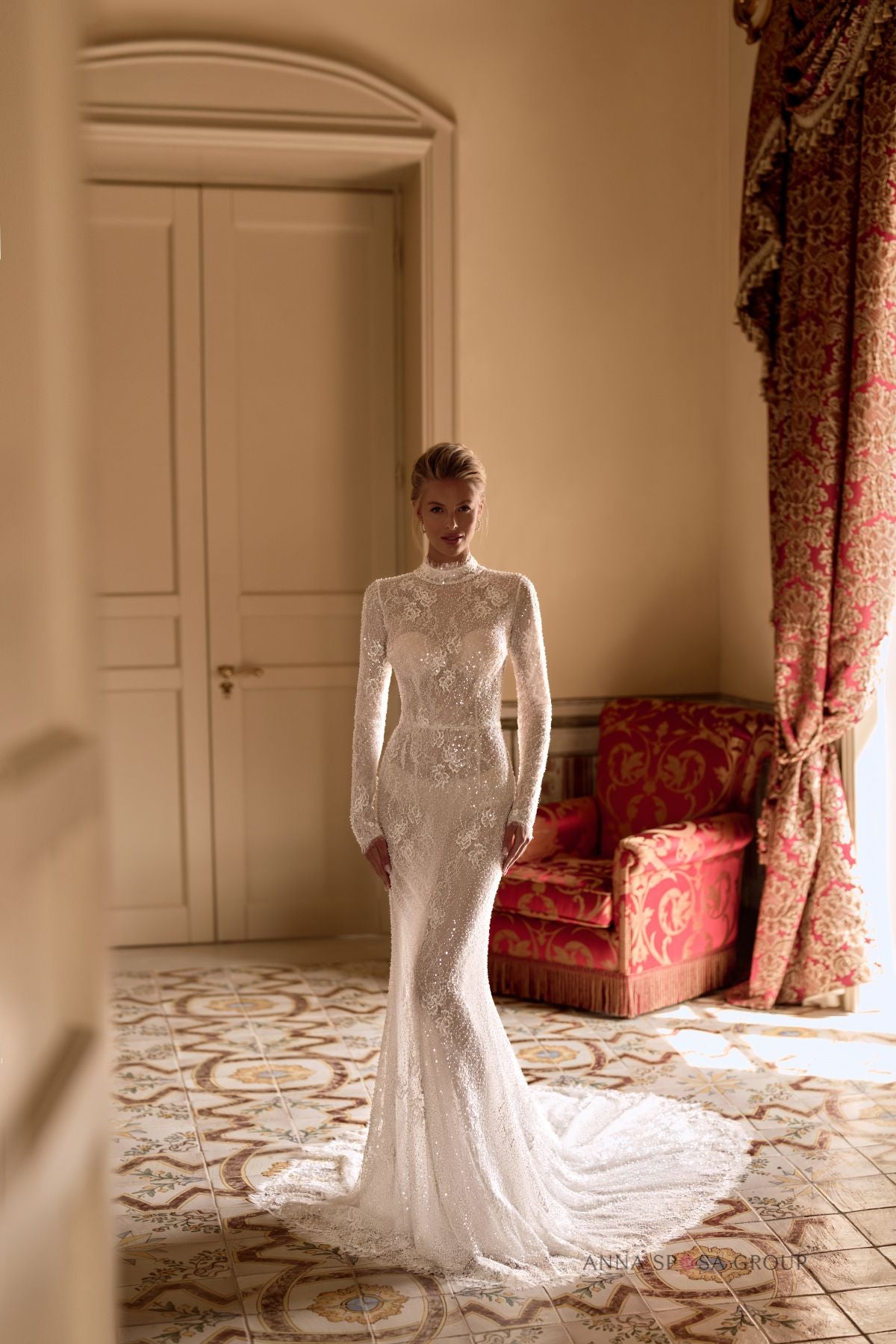 Robe de mariée Anna Sposa Doddi – Sirène ajustée en dentelle perlée avec basque et accessoires amovibles