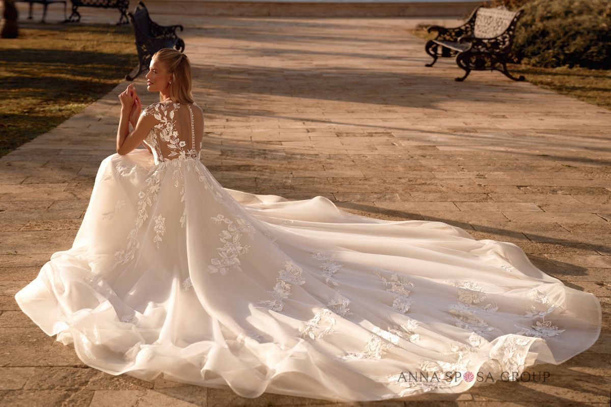 Robe de mariée Anna Sposa Godess – A-line nude en dentelle florale et tulle léger