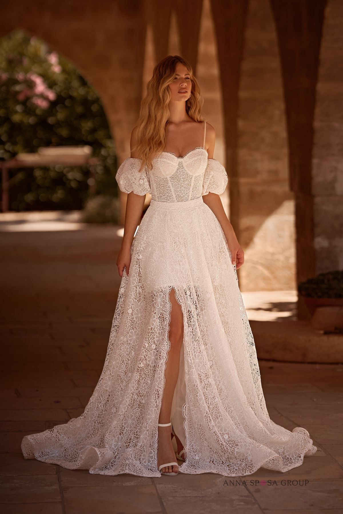 Robe de mariée Harlen – robe courte & longue avec manches ballon amovibles