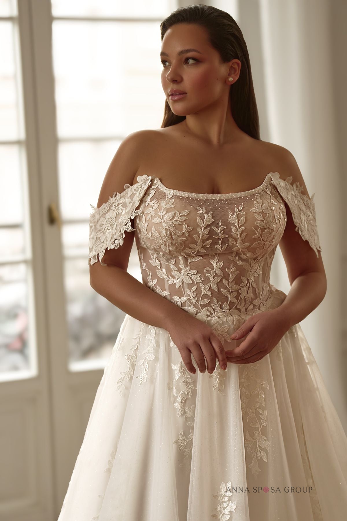 Robe de mariée Anna Sposa Murietta – Ligne A en dentelle florale perlée et tulle ivoire