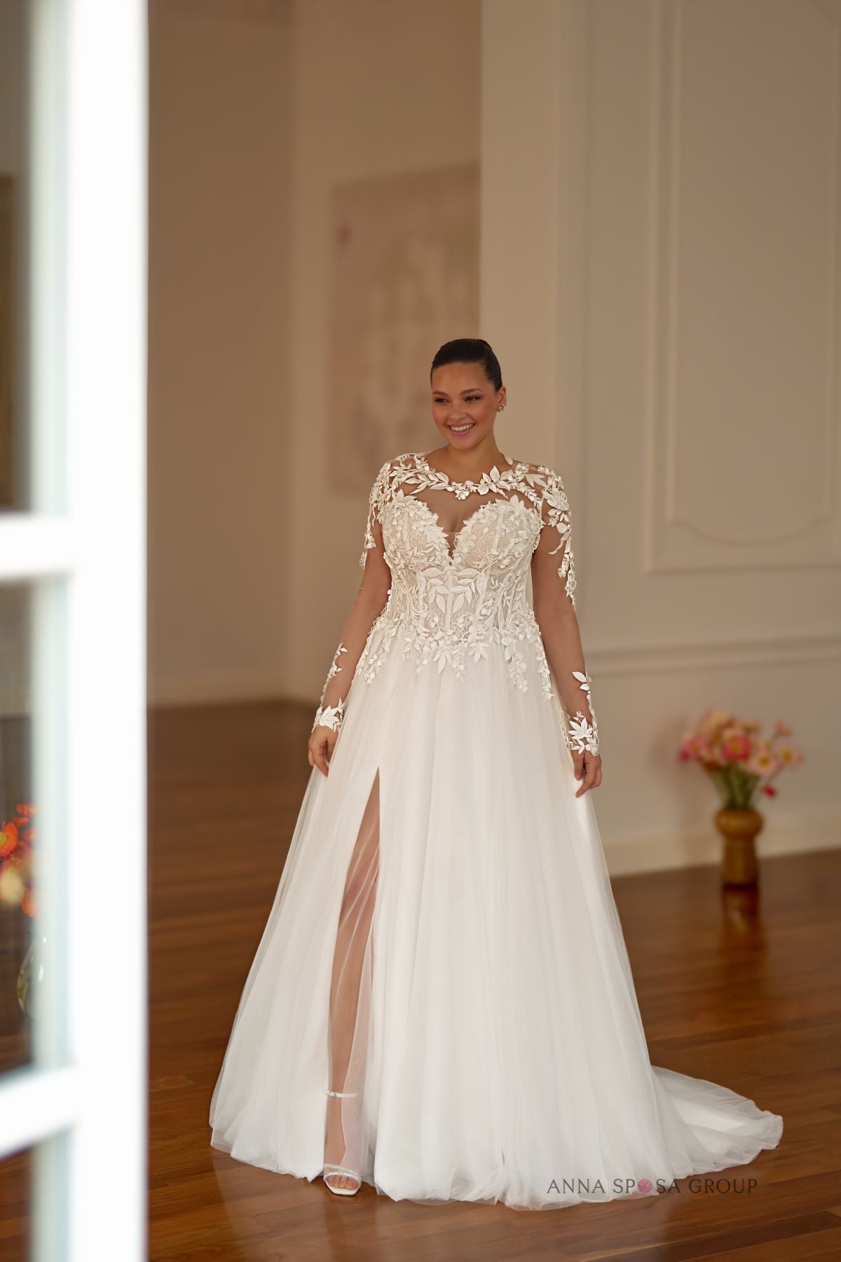 Robe de mariée Anna Sposa Sorbonna – Ligne A en dentelle florale et tulle ivoire avec accessoires amovibles