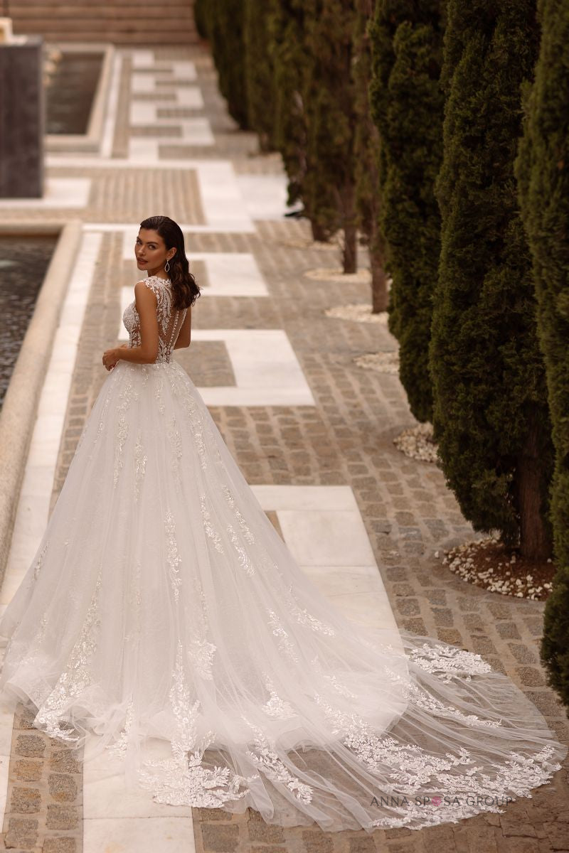 Robe de mariée Anna Sposa Virta – Volumineuse ivoire en tulle et dentelle brodée de perles et paillettes
