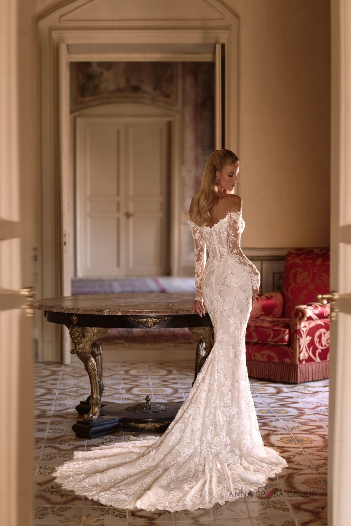 Robe de mariée Anna Sposa Yamira – Sirène ajustée en dentelle florale avec manches longues